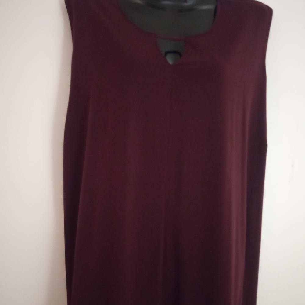 Catherines Sleeveless Tank Top in Dark Plum